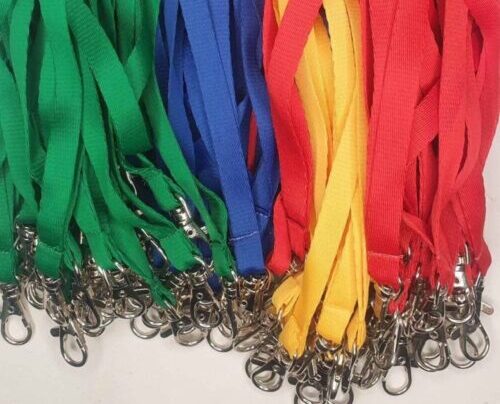 Кольорові шнурки